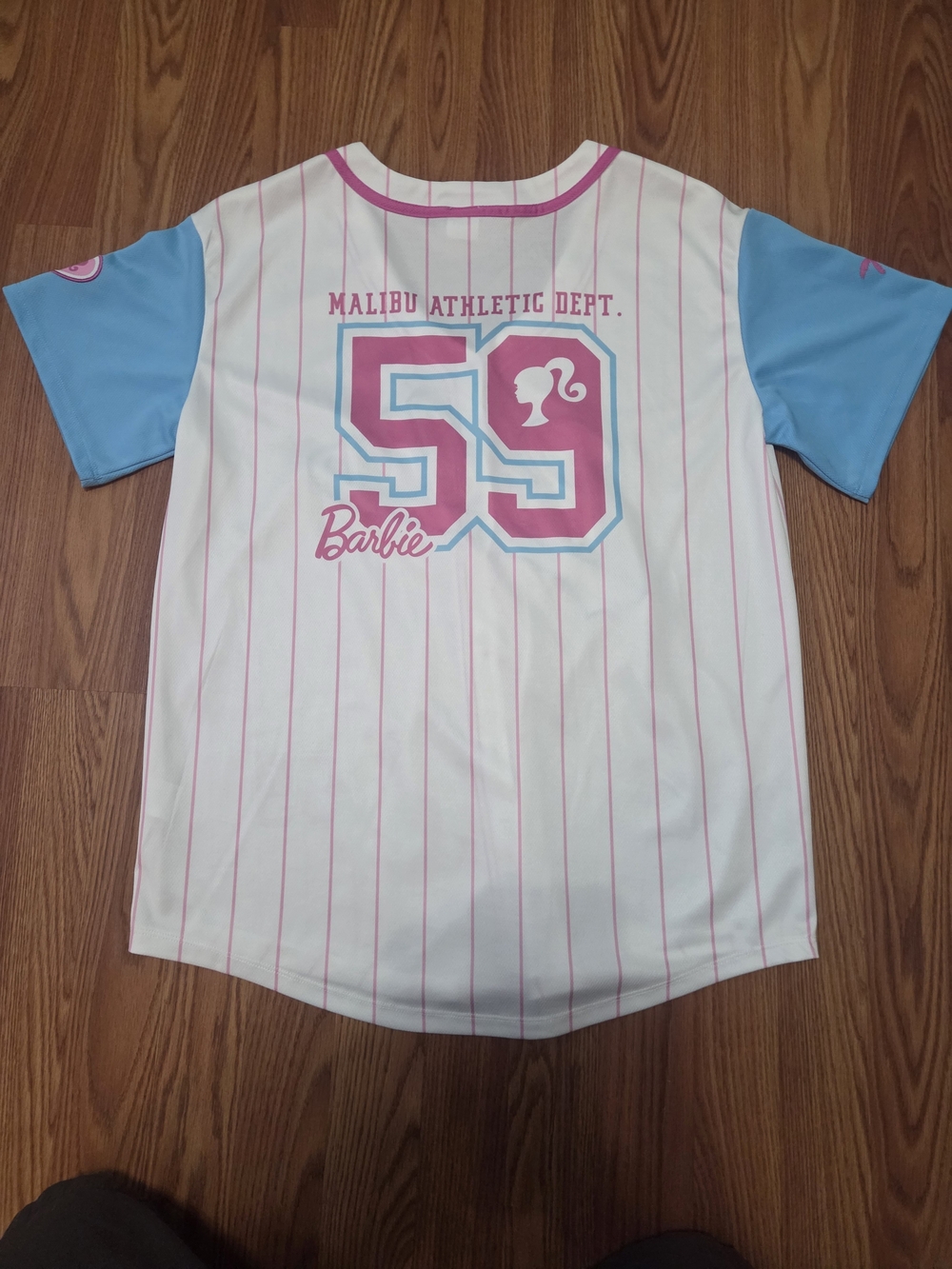 Barbie Malibu Athletic Dept 59 Baseball Jersey Women's Medium Pink Blue ButtonUp - Picture 4 of 4